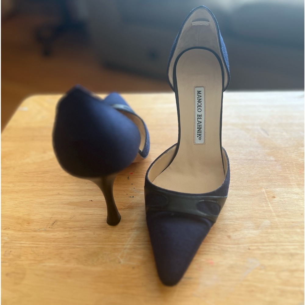 Manolo Blahnik beautiful heels size38 in excellent used condition